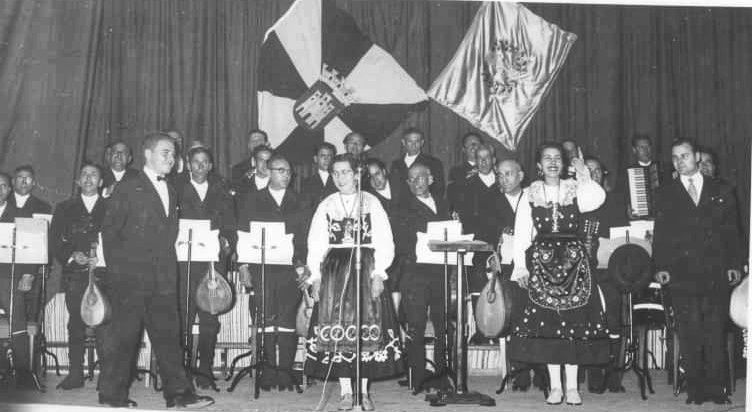 Orquestra Tipica Albicastrense comemora 64° aniversário 