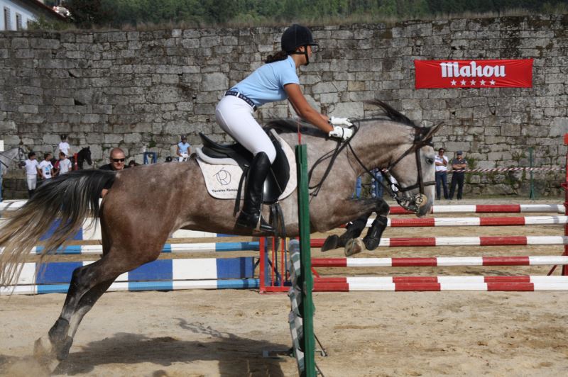 Equitação: Cavaleiros do Picadeiro das Donas com boas prestações em Festival Nacional