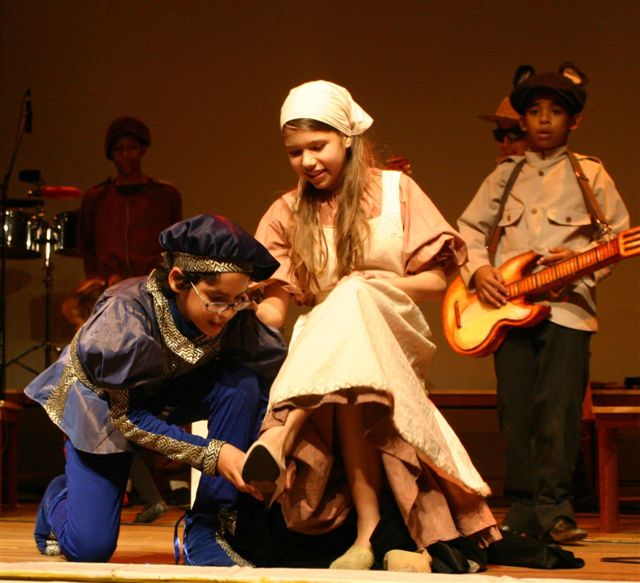 Covilhã: Teatro das Beiras estreia peça infantil que questiona acelerado ritmo de vida atual