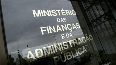 Fisco: Finanças garantem que notas de cobrança de IMI cumprem a lei