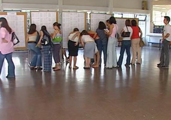 Exames 2012: Chumbos no secundário baixaram a Matemática e a Português