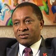 Primeiro-ministro moçambicano Aires Ali abandona cargo