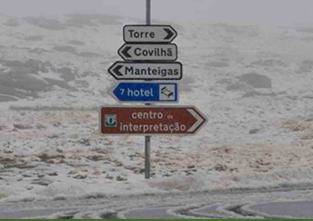 Covilhã: Acesso ao maciço central da Serra da Estrela encerrado devido à queda de neve