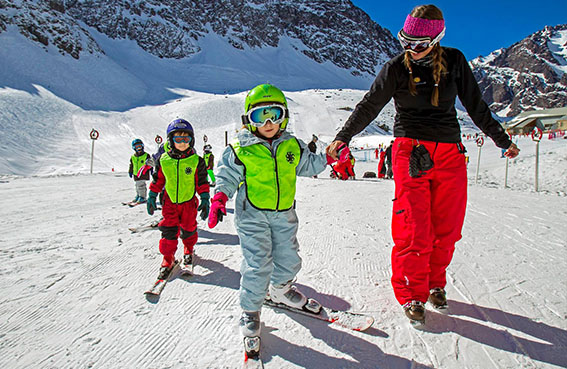 Covilhã: Federação de Desportos de Inverno quer alargar projecto Ski 4 All a 1.500 crianças