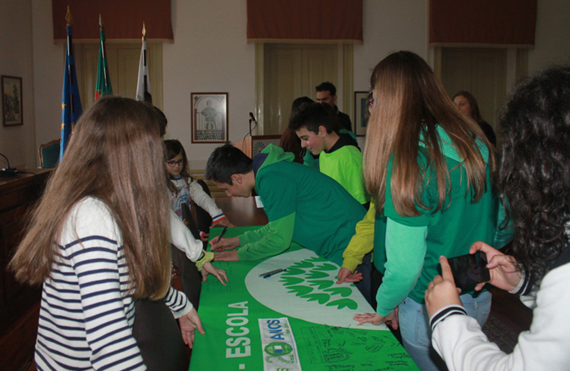 Sertã/Proença-a-Nova: Projeto Eco-Escolas recebeu bandeira verde e testemunho