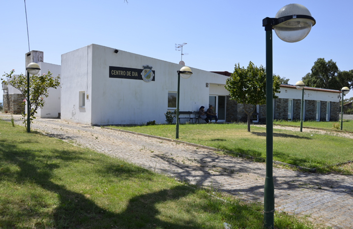 "Encontros de Castelo Branco Identidades" patente em Malpica do Tejo