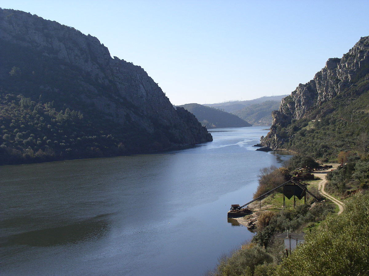 Parque Natural do Tejo Internacional comemora aniversário com viagem de barco