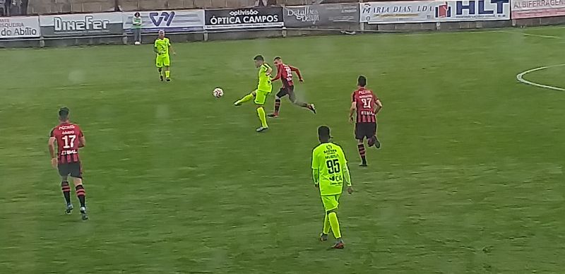 Benfica e Castelo Branco goleia Fontinhas por 6-0