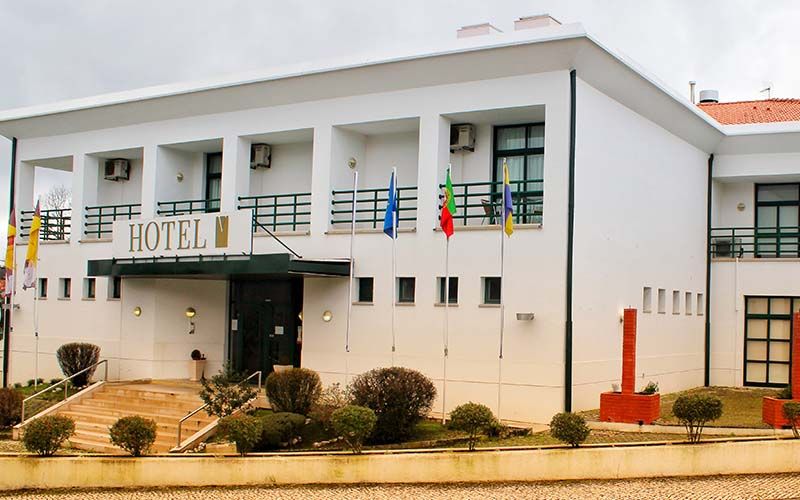 Hotel Vila de Rei*** está à venda por ajuste direto