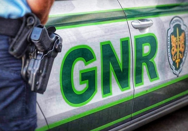 Covilhã: GNR de Tortosendo e Caria detém homem suspeito de agredir pai de 78 anos 