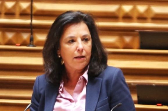 Deputada do PS de Castelo Branco aponta efeitos positivos das restrições e destaca preocupação com os idosos no plano de vacinação