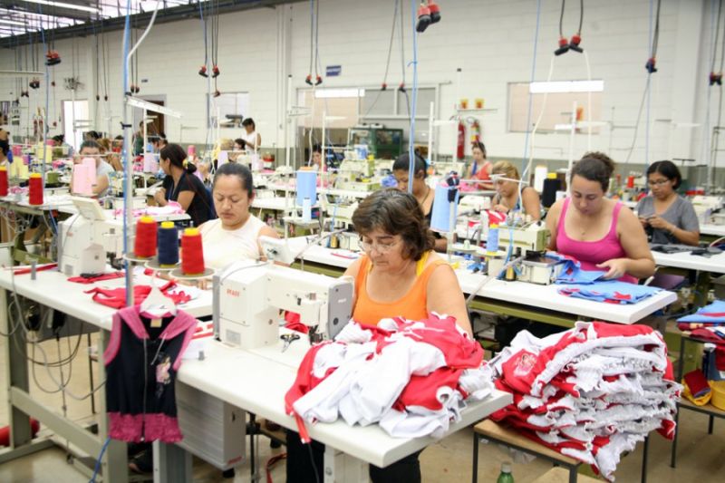 Covid-19: Beiras e Serra da Estrela pede apoios para têxteis e vestuário