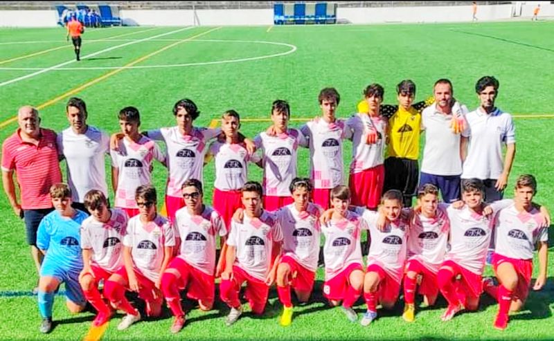 Iniciados do Benfica e Castelo Branco perdem em casa do Desportivo Vilarense