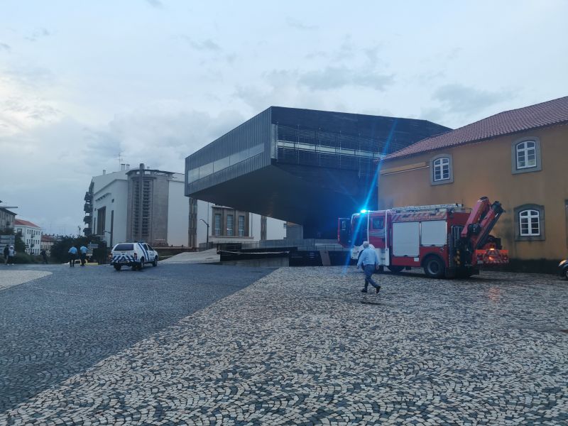 Castelo Branco: Cobertura da pista de patinagem do CCCB desabou devido a intempérie 