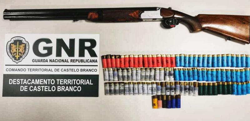 Castelo Branco: GNR apreende arma e munições por violência doméstica em Alcains 