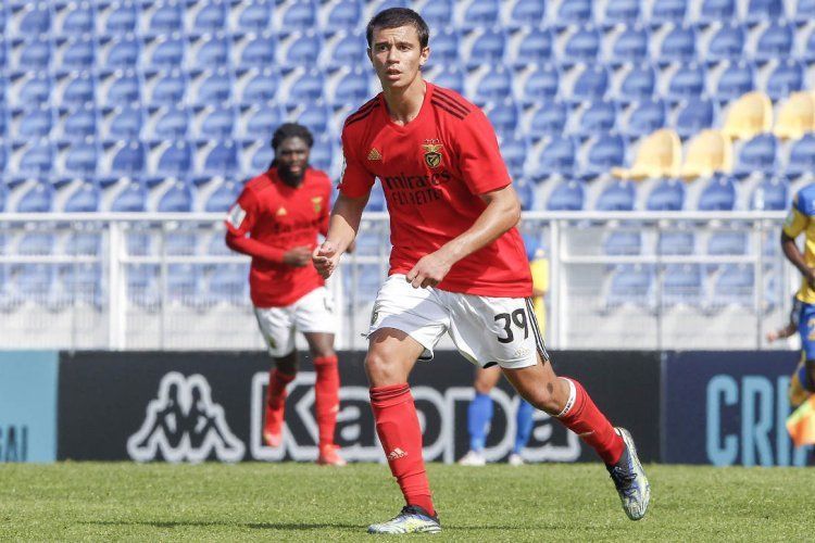 Henrique Araújo bisa na goelada do Benfica B ao Sporting da Covilhã