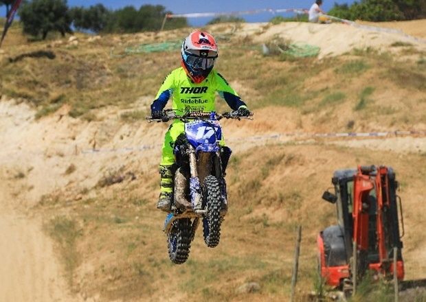 Motocross: Jovem piloto albicastrense em grande evolução

