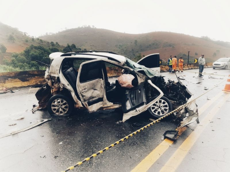 Autoridades registam perto de 5 mil acidentes e 17 mortos entre 15 e 26 de dezembro