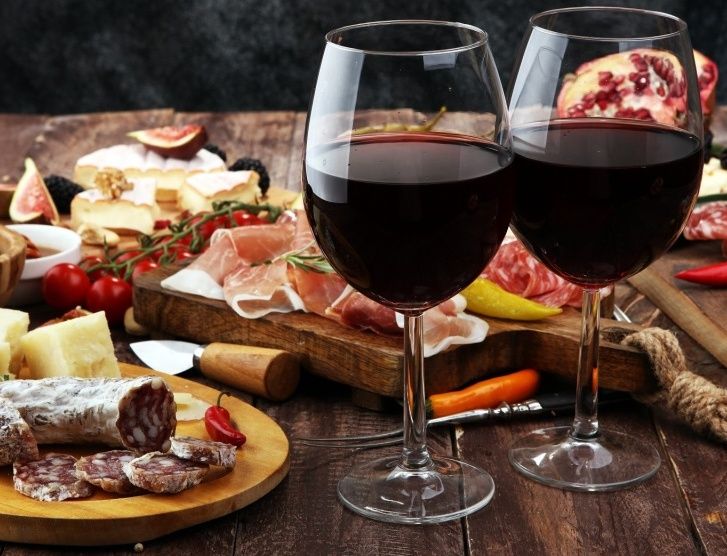 Sertã promove gastronomia e vinhos na Bolsa de Turismo de Lisboa

