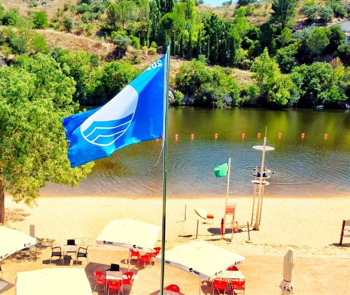 duas-praias-fluviais-de-vila-de-rei-voltam-a-ter-bandeira-azul--