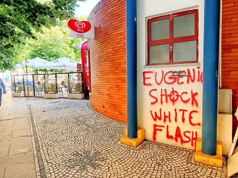 castelo-branco-esplanada-das-tylias-vandalizada-com-frase-escrita-a-spray