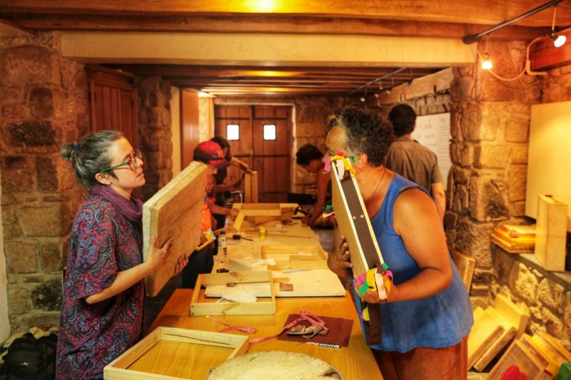 penamacor-instrumentos-tradicionais-ganham-nova-vida-em-oficinas-na-casa-do-castelo----