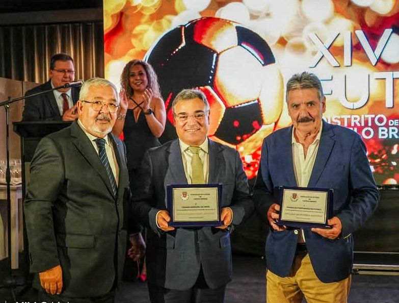 antynio-oliveira-presente-na-gala-da-associayyo-de-futebol-de-castelo-branco-