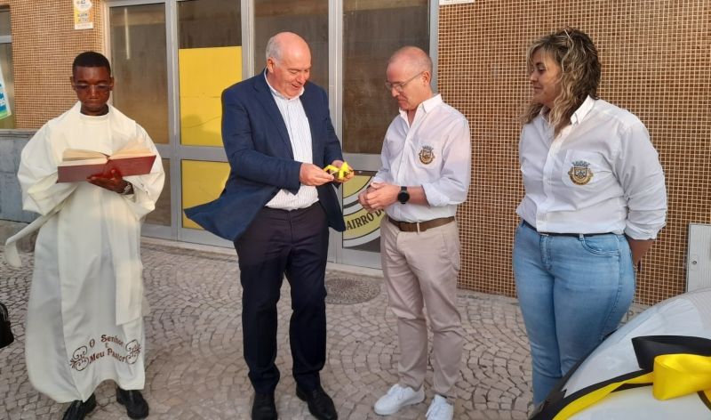 Castelo Branco: Município oferece carrinha à Associação do Bairro do Cansado