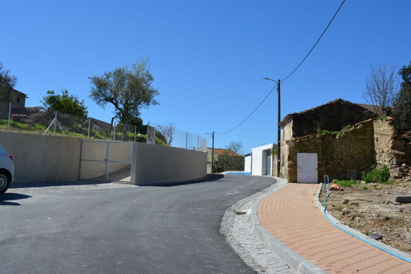 rodyo-requalificayyo-da-rua-da-portela-facilita-acesso-ao-centro-de-vilar-do-boi