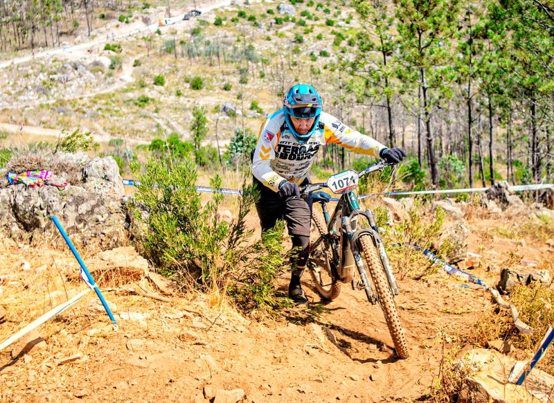 proenya-a-nova-recebeu-elite-do-enduro-nacional