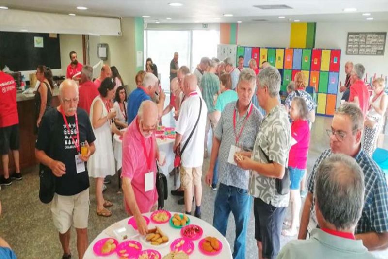 Escola Básica de Castelo Branco recebeu 3º Encontro Nacional de Colecionadores e 2ª Feira do Livro Usado 
