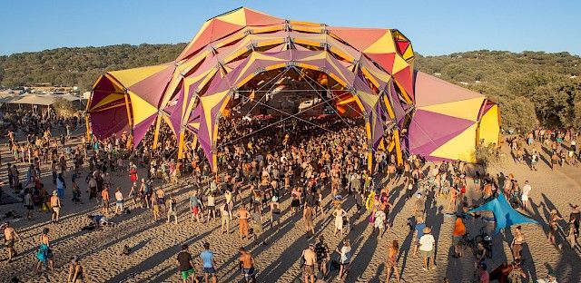 idanha-a-nova-boom-festival-arranca-amanhy-com-performance-da-companhia-la-fura-dels-baus