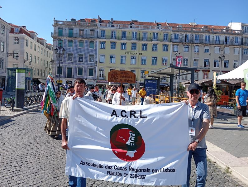 Rancho Folclórico de Oleiros presente no 1º Desfile Etnográfico da ACRL
