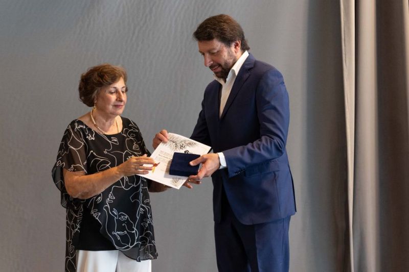 Oleiros: Câmara distinguiu docentes aposentados no Dia do Município
