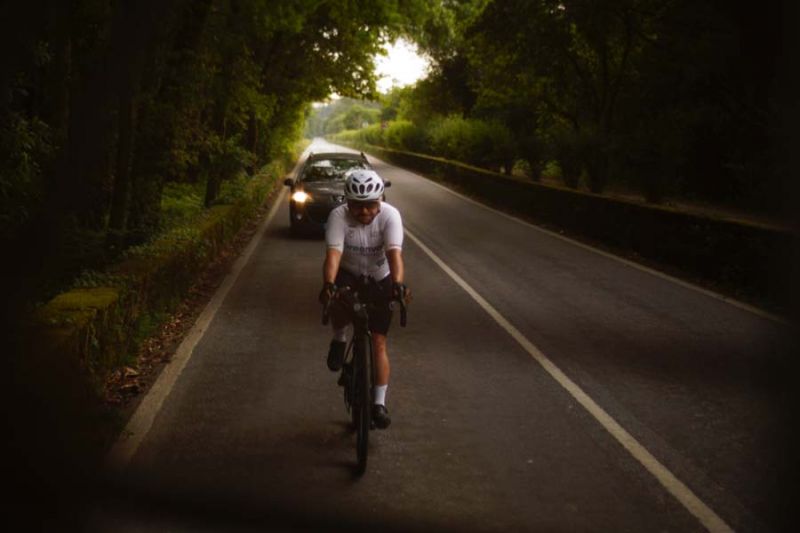 Castelo Branco: Tiago Cação passa pelo distrito em Volta a Portugal de 6 mil kms em bicicleta para apelar à mudança na mobilidade urbana
