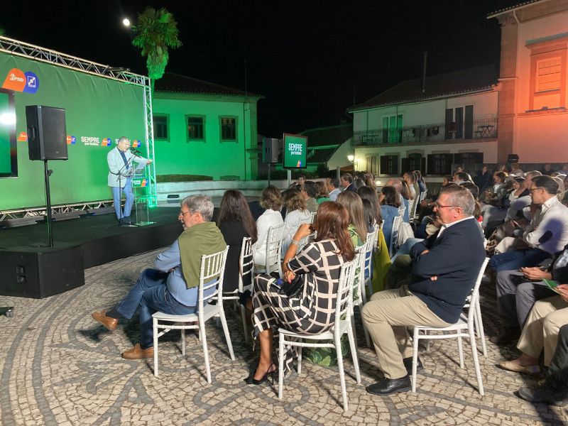 Autárquicas25: Multidão aclama candidato da coligação “SEMPRE por todos” à Junta de Freguesia de Castelo Branco