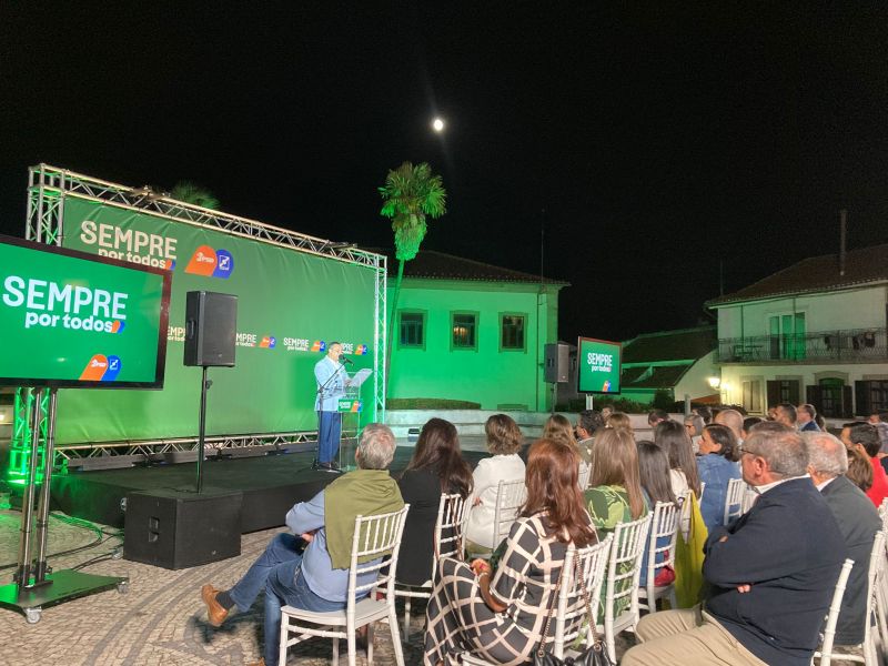 Autárquicas25: Multidão aclama candidato da coligação “SEMPRE por todos” à Junta de Freguesia de Castelo Branco