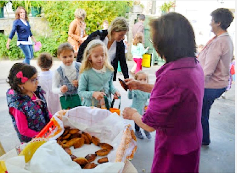 vila-de-rei-mantym-tradiyyo-de-pedir-os-bolinhos