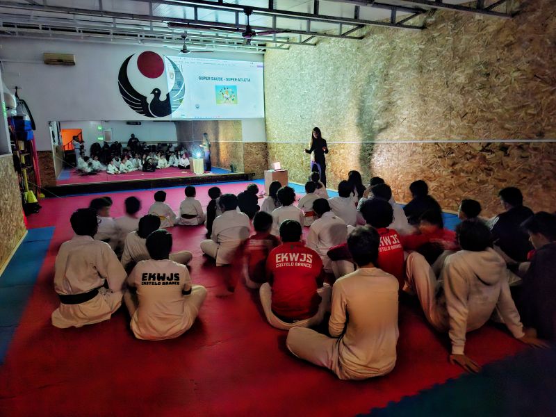 Karaté Wado: Albicastrenses receberam palestra 