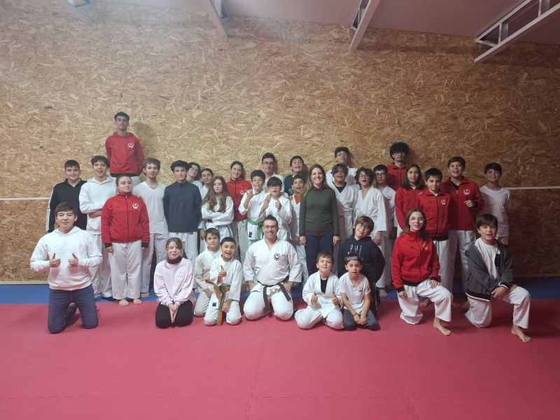 Karaté Wado: Albicastrenses receberam palestra 